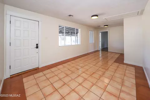 6232 E Sylvane St, Tucson, AZ 85711 photo 12