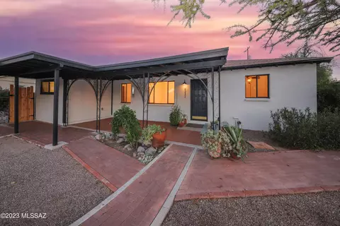 6232 E Sylvane St, Tucson, AZ 85711 photo 2