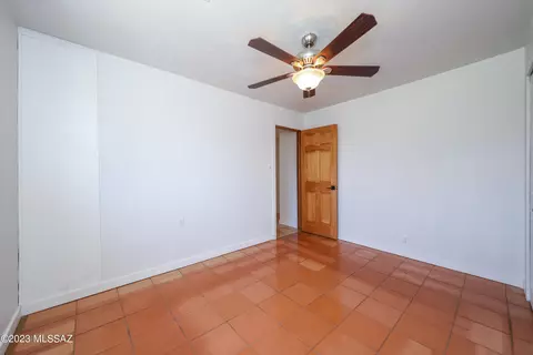 6232 E Sylvane St, Tucson, AZ 85711 photo 23