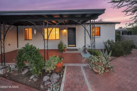 6232 E Sylvane St, Tucson, AZ 85711 photo 3