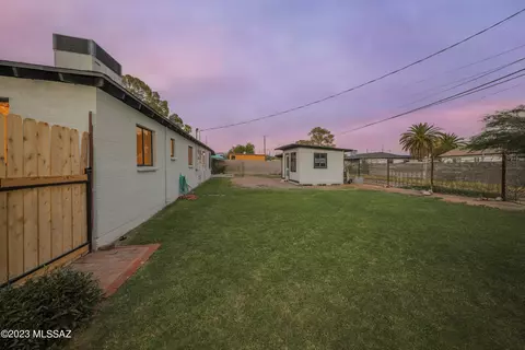 6232 E Sylvane St, Tucson, AZ 85711 photo 27
