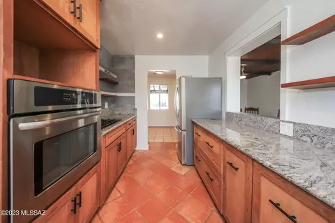 6232 E Sylvane St, Tucson, AZ 85711 photo 6