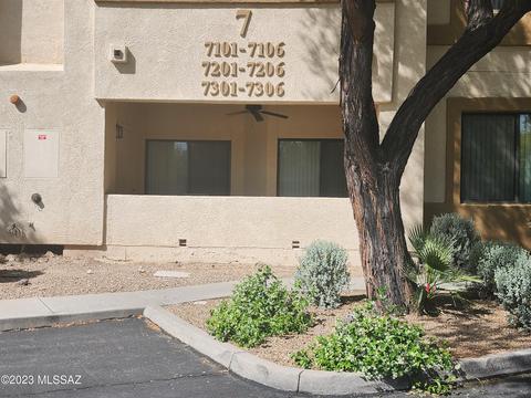 2550 E River Rd #7106, Tucson, AZ 85718