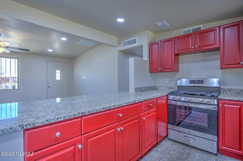 5226 E 24th St, Tucson, AZ 85711