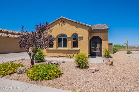 2440 W Bassett Peak Dr, Green Valley, AZ 85622