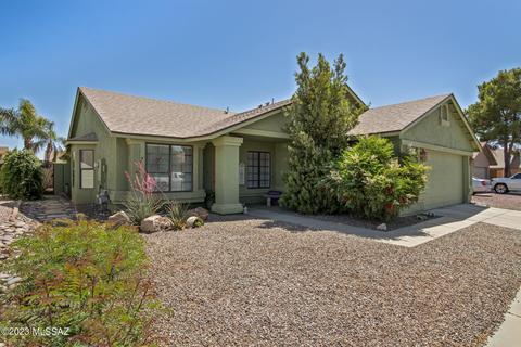 2821 W Woodview Crest Dr, Tucson, AZ 85742