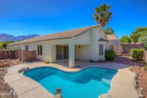 11915 N Cassiopeia Dr, Tucson, AZ 85737