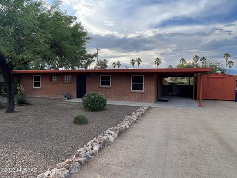 6131 E 15th St, Tucson, AZ 85711