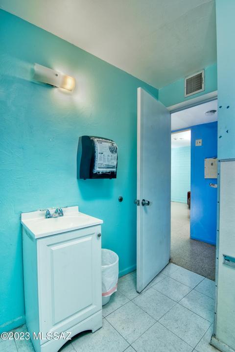 142 E Mojave Rd, Tucson, AZ 85705 photo 18