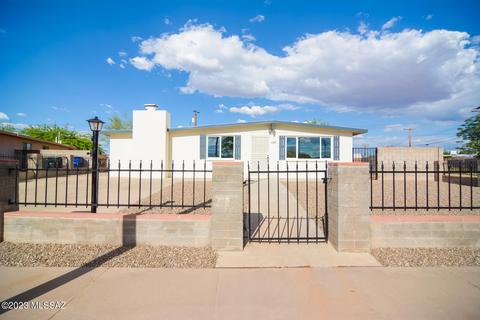 6987 S Lundy Dr, Tucson, AZ 85756