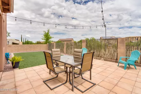 233 E Forrest Feezor St, Vail, AZ 85641