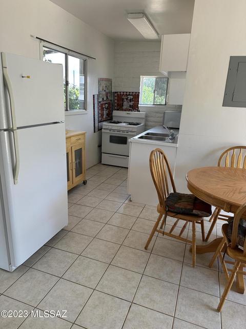 3340 E Lamb Dr, Tucson, AZ 85739 photo 18