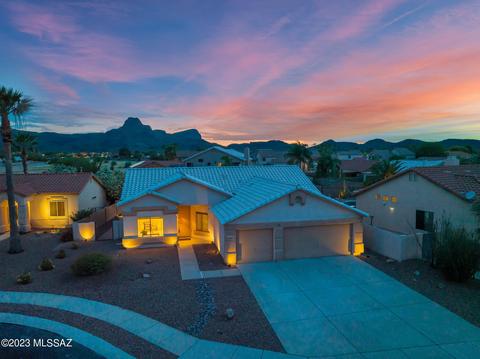 8815 N Acacia Grove Pl, Tucson, AZ 85743