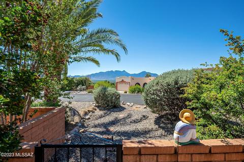 1045 S Paseo Del Prado, Green Valley, AZ 85614