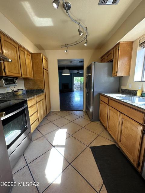 4251 E Blanton Rd, Tucson, AZ 85712 photo 9