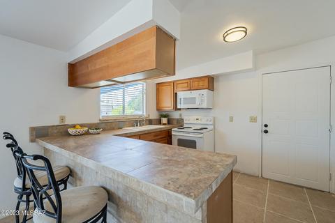 4282 E Dover Stra, Tucson, AZ 85706 photo 10