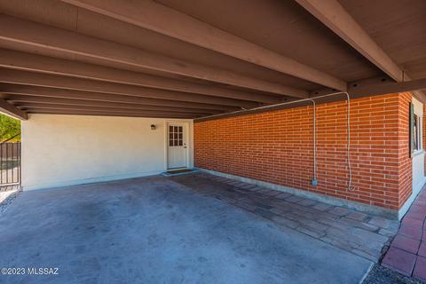 7362 E Sylvane Dr, Tucson, AZ 85710 photo 4