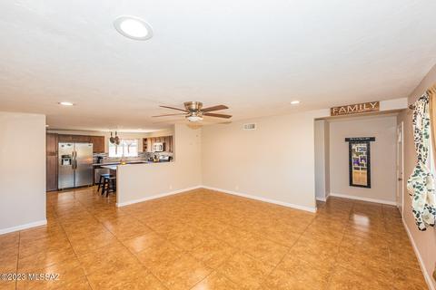 7362 E Sylvane Dr, Tucson, AZ 85710 photo 8