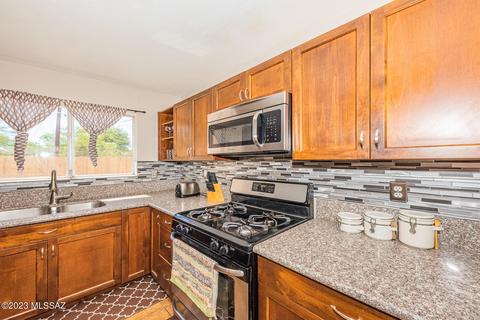 7362 E Sylvane Dr, Tucson, AZ 85710 photo 11