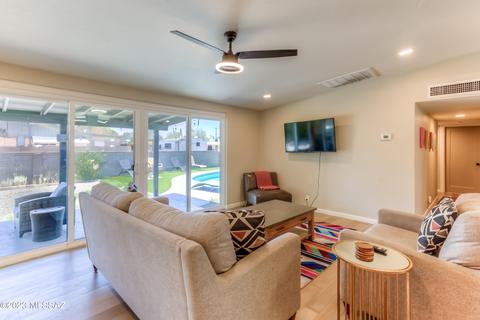 7250 Eli Dr, Tucson, AZ 85710 photo 10