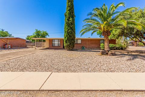 6902 E Calle Neptuno, Tucson, AZ 85710