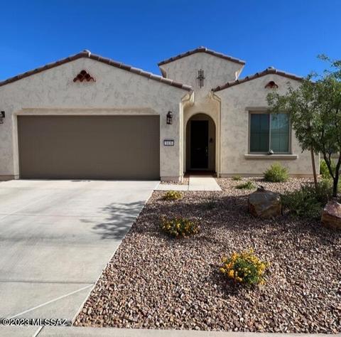 1436 E Blue Granite Dr, Green Valley, AZ 85614