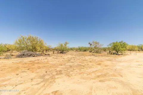 12965 W Castle Dr, Tucson, AZ 85736