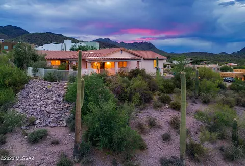 980 N Mcelroy Pl, Tucson, AZ 85745