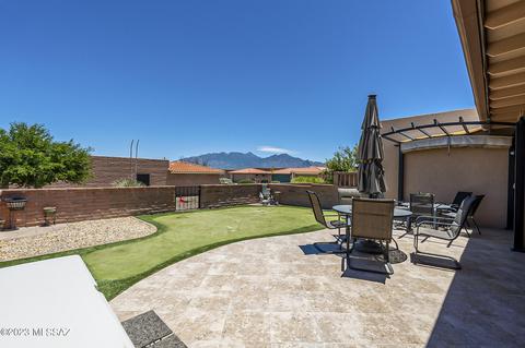 3869 S Calle Del Escudo, Green Valley, AZ 85622