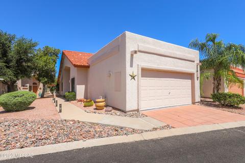 8661 N Johnny Miller Dr, Tucson, AZ 85742
