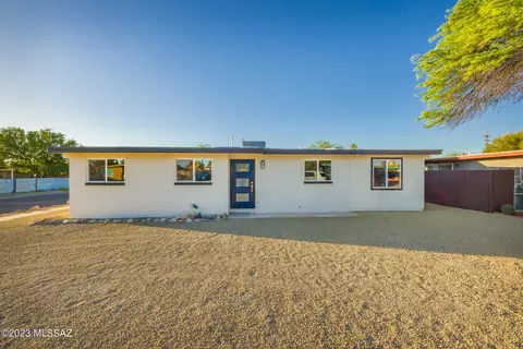 7021 E Lurlene Dr, Tucson, AZ 85730