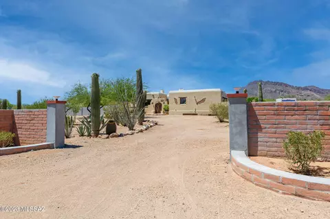 6700 W Illinois St, Tucson, AZ 85735