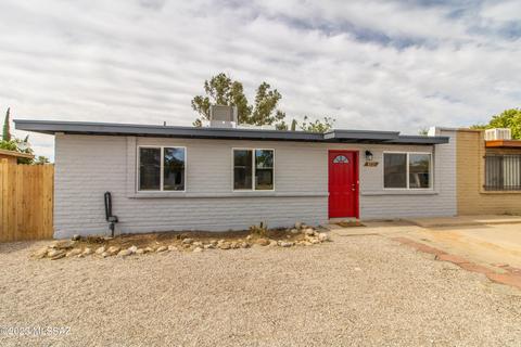6721 E Hawk Dr, Tucson, AZ 85730 photo 1