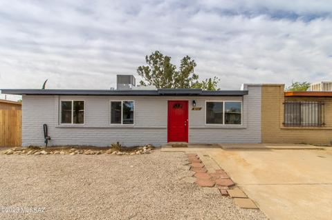 6721 E Hawk Dr, Tucson, AZ 85730 photo 2