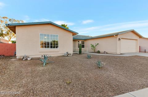 7780 S Caesar Dr, Tucson, AZ 85747 photo 2