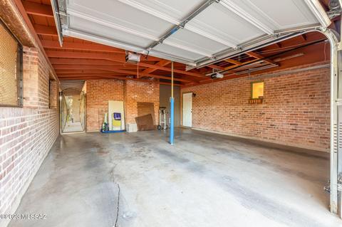 5841 E 8th St, Tucson, AZ 85711 photo 9