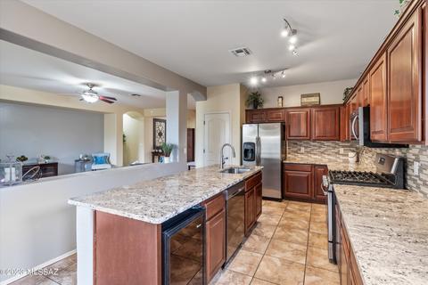 10616 E Oakbrook St, Tucson, AZ 85747 photo 11