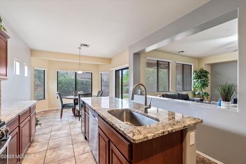 10616 E Oakbrook St, Tucson, AZ 85747 photo 10