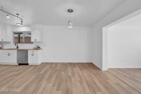 7761 E David Dr, Tucson, AZ 85730 photo 14