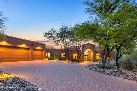 530 W Soaring Hawk Pl, Oro Valley, AZ 85755