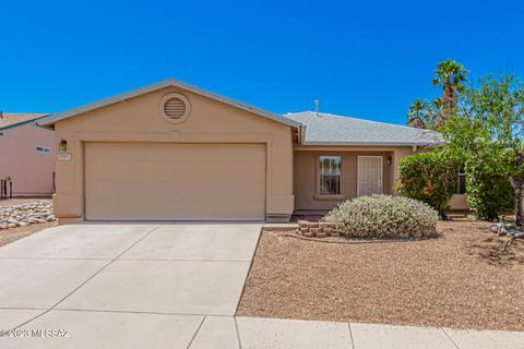 8989 E Mayberry Dr, Tucson, AZ 85730