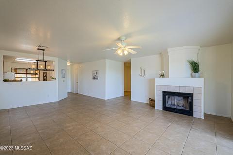 8050 S Teaberry Ave, Tucson, AZ 85747