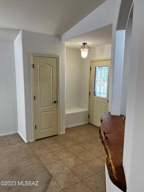 6586 E Splendid Ln, Tucson, AZ 85756 photo 4