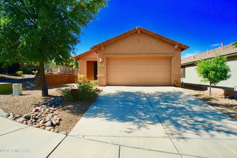 554 W Chardin Dr, Green Valley, AZ 85614
