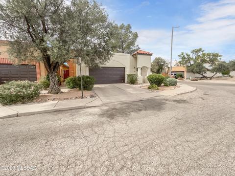 1437 W Calle Plomo, Tucson, AZ 85745
