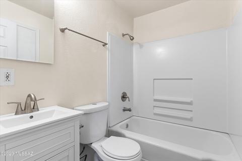 4433 E 16th St, Tucson, AZ 85711 photo 8