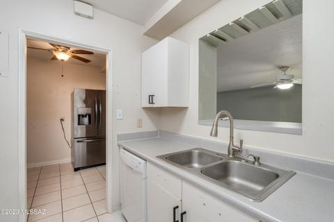 3249 E 26th St, Tucson, AZ 85713 photo 7
