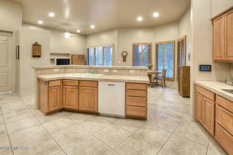 9860 E Forest Grove Loop, Tucson, AZ 85749 photo 12