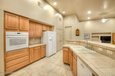 9860 E Forest Grove Loop, Tucson, AZ 85749 photo 14