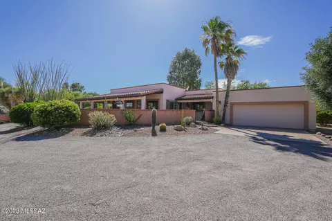 756 W Vista Hermosa Dr, Green Valley, AZ 85614